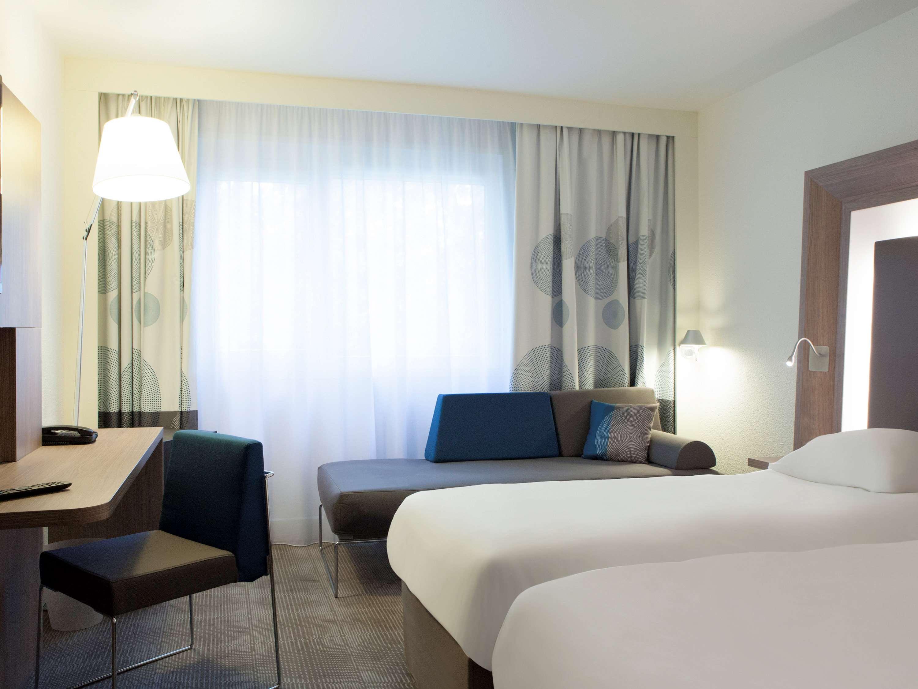 Novotel Paris La Defense Esplanade Courbevoie Esterno foto