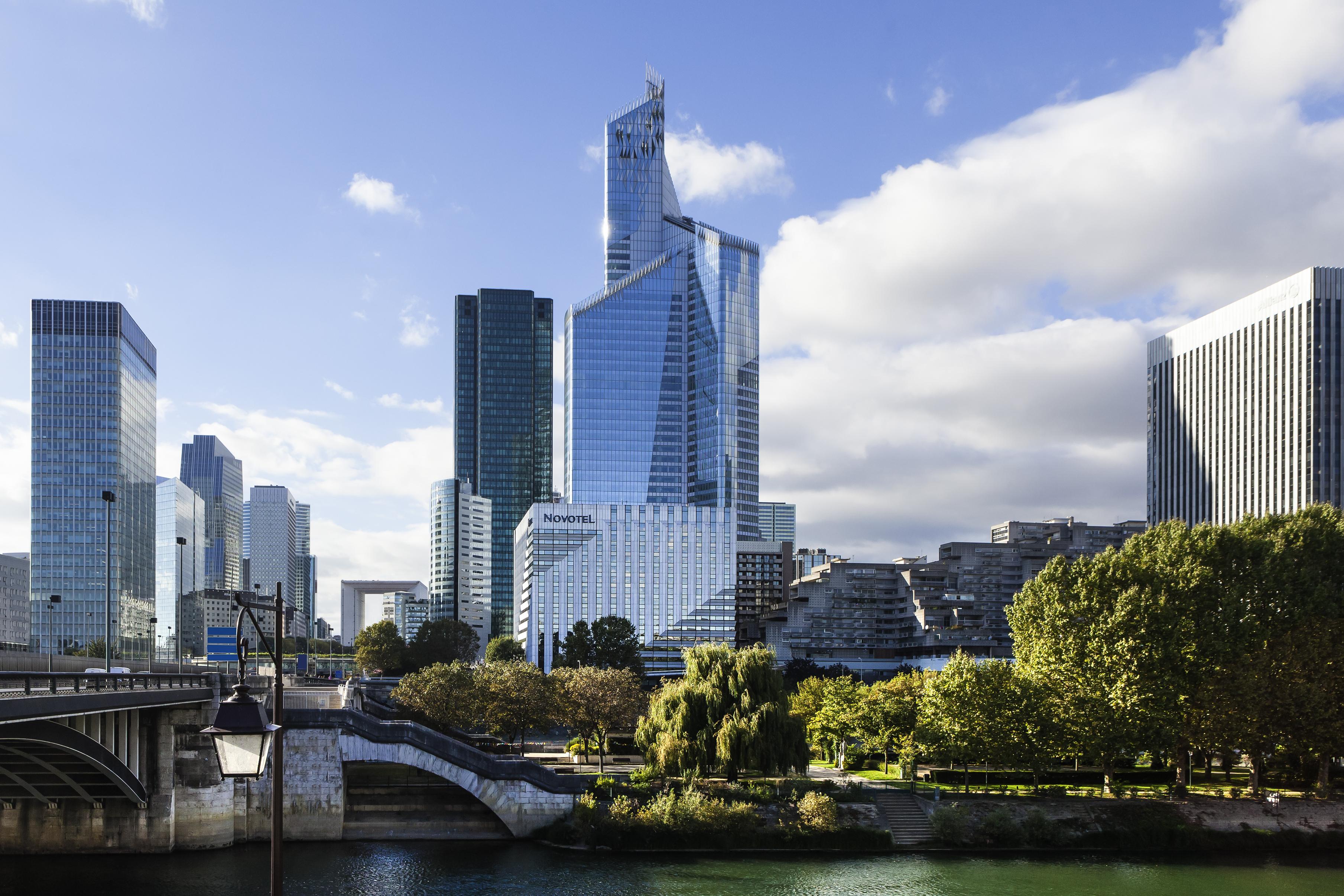 Novotel Paris La Defense Esplanade Courbevoie Esterno foto