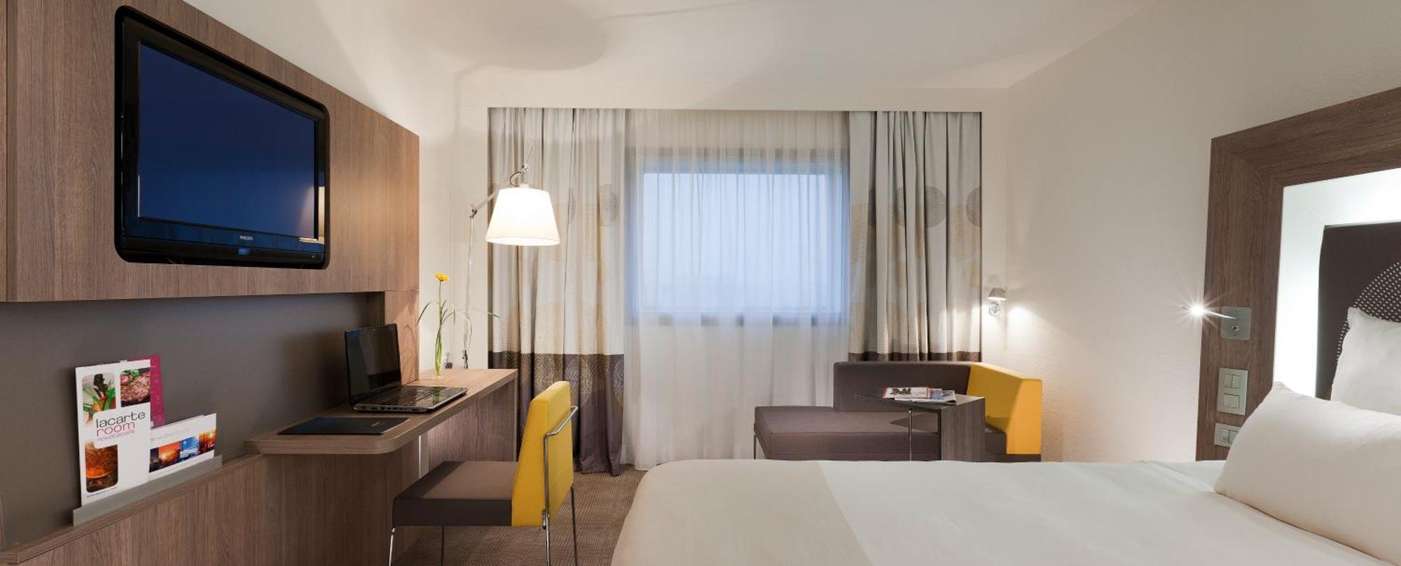 Novotel Paris La Defense Esplanade Courbevoie Esterno foto