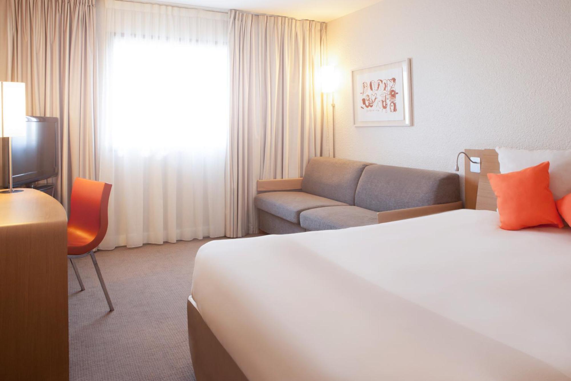 Novotel Paris La Defense Esplanade Courbevoie Esterno foto